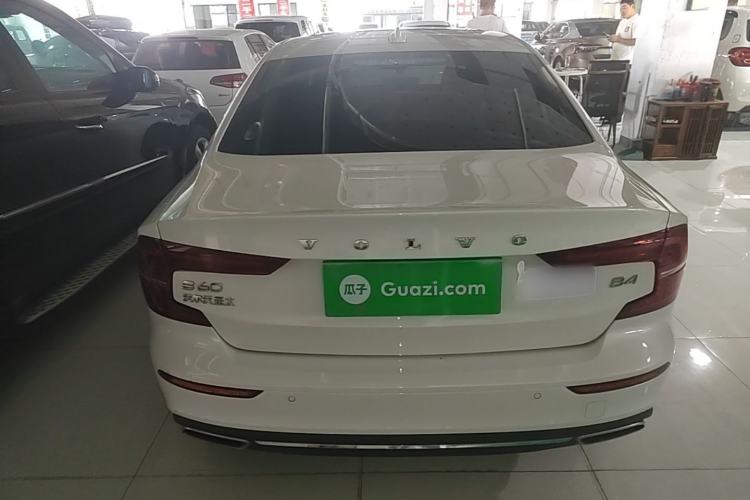 Used Volvo S60 2022 B4 Zhiyuan Luxury Edition Rear