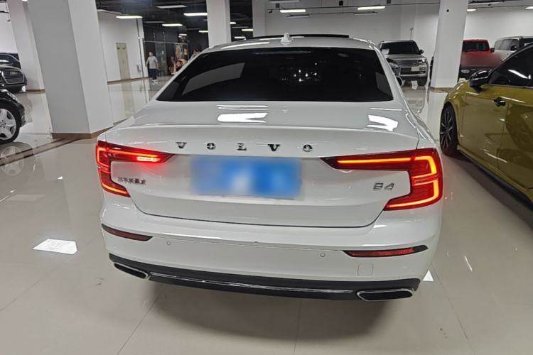 Used Volvo S60 2022 B4 Zhiyi Luxury Edition Rear