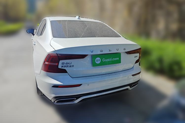 Used Volvo S60 2022 B4 Zhiyuan Sport Edition Rear