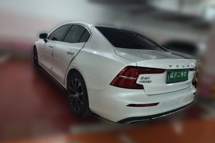 Used Volvo S60 2022 B4 Zhiyi Luxury Edition Rear Left 45 Deg