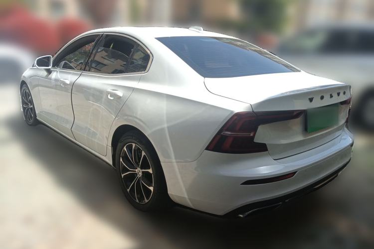 Used Volvo S60 2022 B4 Zhiyi Luxury Edition Rear Left 45 Deg
