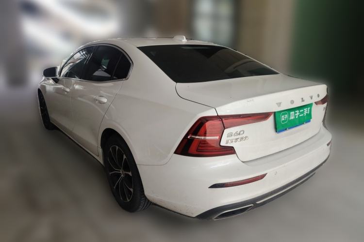 Used Volvo S60 2022 B4 Zhiyi Luxury Edition Rear Left 45 Deg