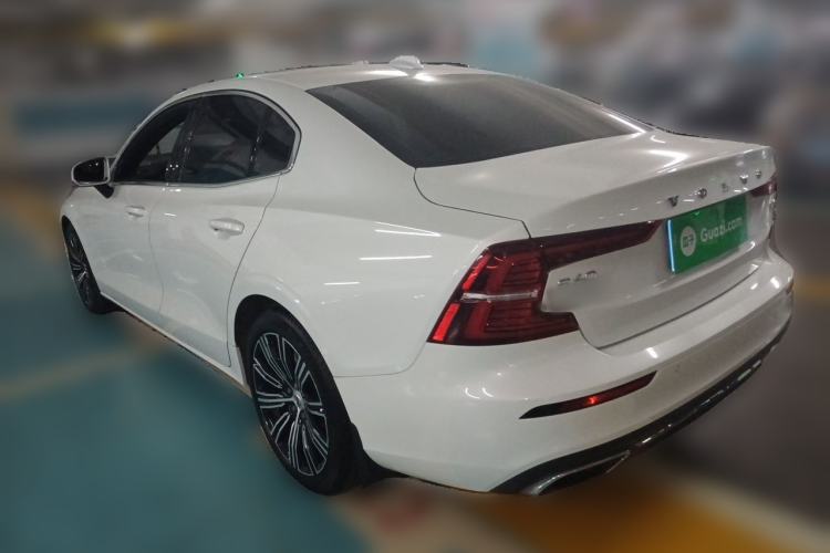 Used Volvo S60 2022 B4 Zhiyuan Luxury Edition Rear Left 45 Deg