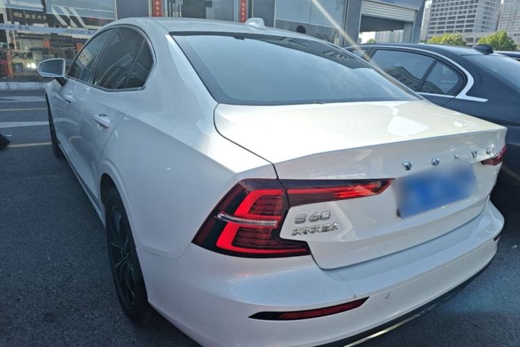 Used Volvo S60 2022 B4 Zhiyi Luxury Edition Rear Left 45 Deg