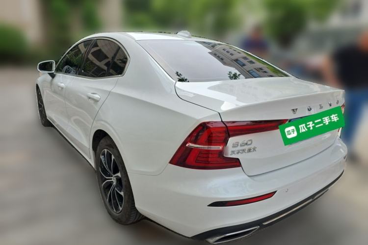 Used Volvo S60 2022 B3 Smart Drive Luxury Edition Rear Left 45 Deg
