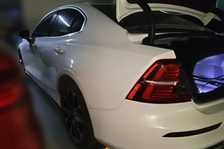 Used Volvo S60 2022 B4 Zhiyi Luxury Edition Rear Left 45 Deg