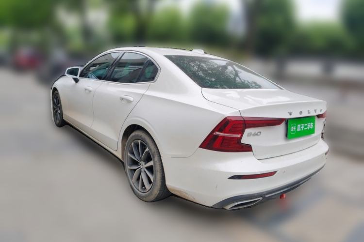 Used Volvo S60 2022 B4 Zhiyi Luxury Edition Rear Left 45 Deg