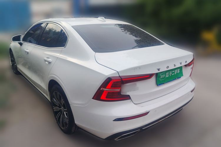 Used Volvo S60 2022 B4 Zhiyuan Luxury Edition Rear Left 45 Deg