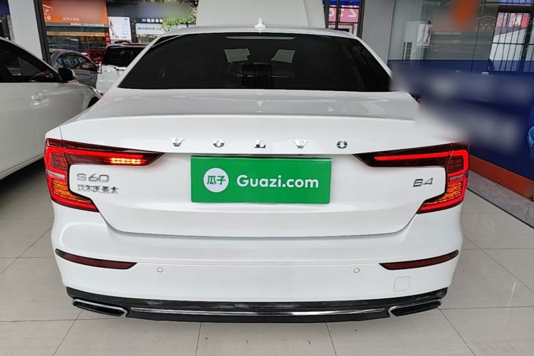 Used Volvo S60 2022 B4 Zhiyuan Luxury Edition Rear