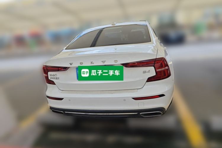 Used Volvo S60 2022 B4 Zhiyuan Luxury Edition Rear