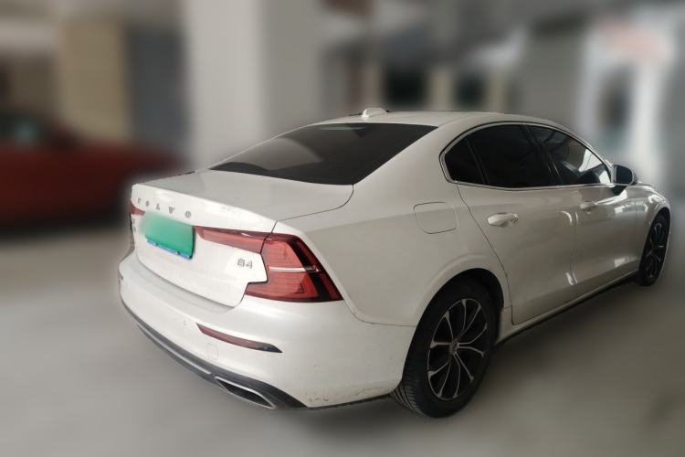 Used Volvo S60 2022 B4 Zhiyi Luxury Edition Rear Right 45 Deg