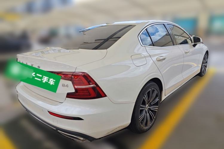 Used Volvo S60 2022 B4 Zhiyuan Luxury Edition Rear Right 45 Deg