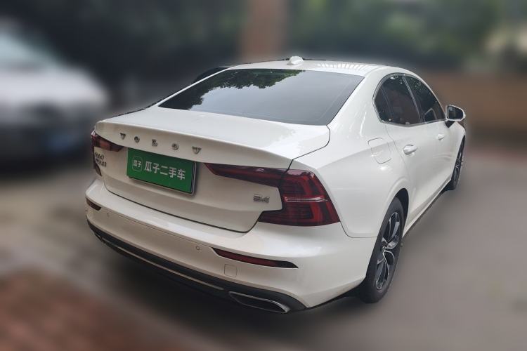 Used Volvo S60 2022 B4 Zhiyi Luxury Edition Rear Right 45 Deg