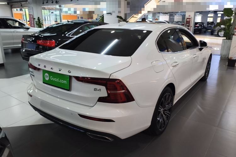 Used Volvo S60 2022 B4 Zhiyuan Luxury Edition Rear Right 45 Deg
