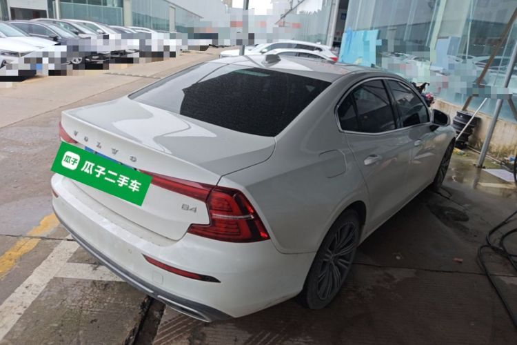 Used Volvo S60 2022 B4 Zhiyuan Luxury Edition Rear Right 45 Deg