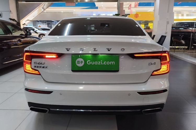Used Volvo S60 2022 B4 Zhiyuan Luxury Edition Rear