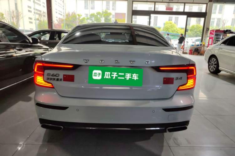 Used Volvo S60 2022 B4 Zhiyuan Luxury Edition Rear