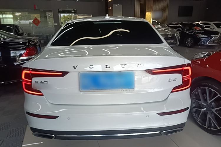 Used Volvo S60 2022 B4 Zhiyuan Luxury Edition Rear