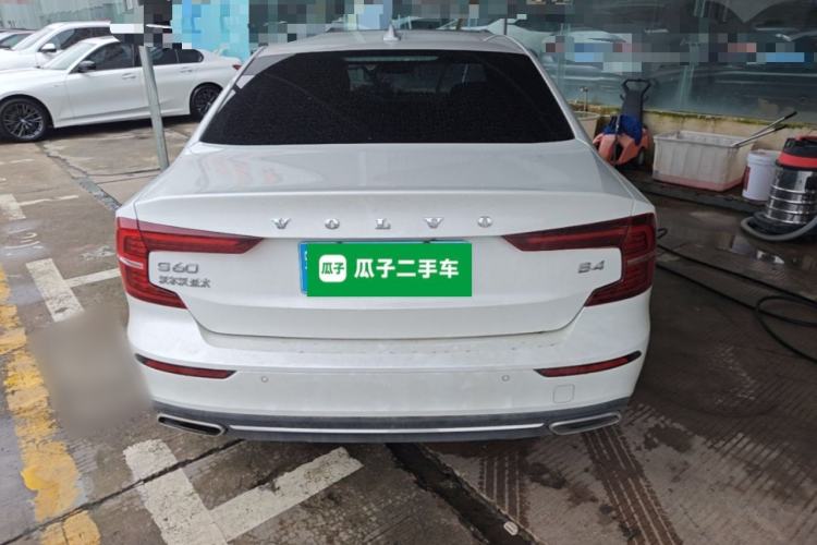 Used Volvo S60 2022 B4 Zhiyuan Luxury Edition Rear