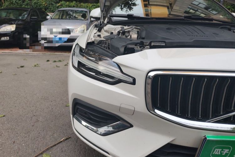 Used Volvo S60 2022 B4 Zhiyi Luxury Edition Right Front Headlight
