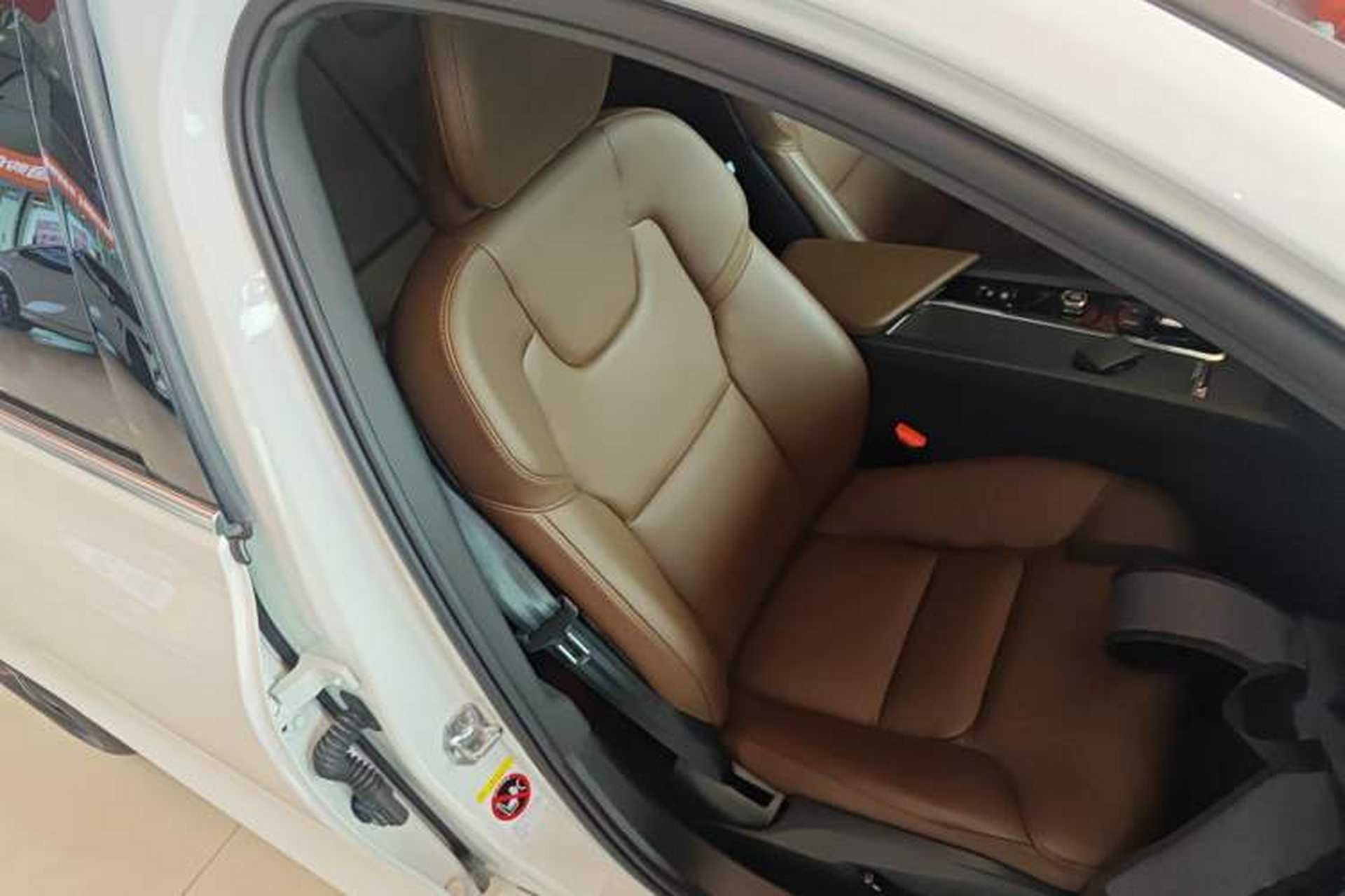 Used Volvo S60 2022 B4 Zhiyi Luxury Edition Right Front Seat