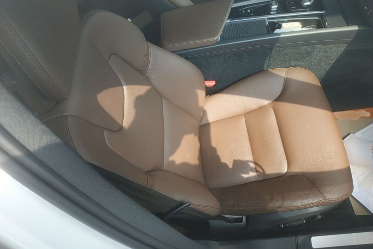 Used Volvo S60 2022 B4 Zhiyi Luxury Edition Right Front Seat