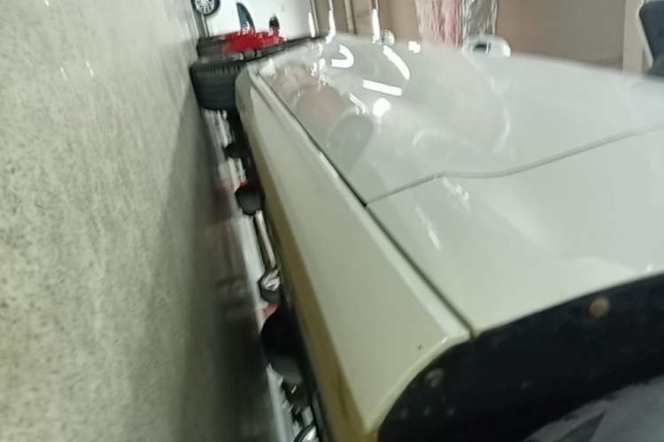 Used Volvo S60 2022 B4 Zhiyi Luxury Edition Right Side Sill