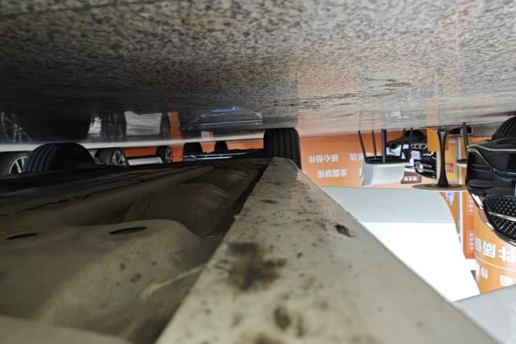 Used Volvo S60 2022 B4 Zhiyuan Luxury Edition Right Side Sill