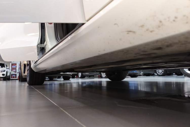 Used Volvo S60 2022 B4 Zhiyuan Luxury Edition Right Side Sill