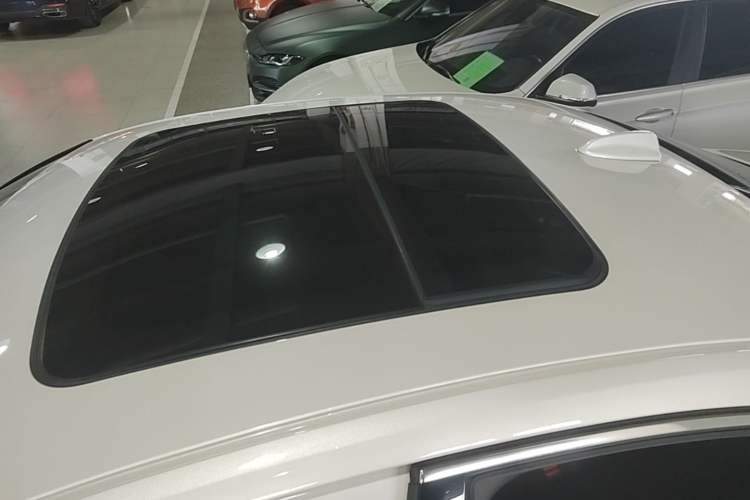 Used Volvo S60 2022 B4 Zhiyuan Luxury Edition Roof