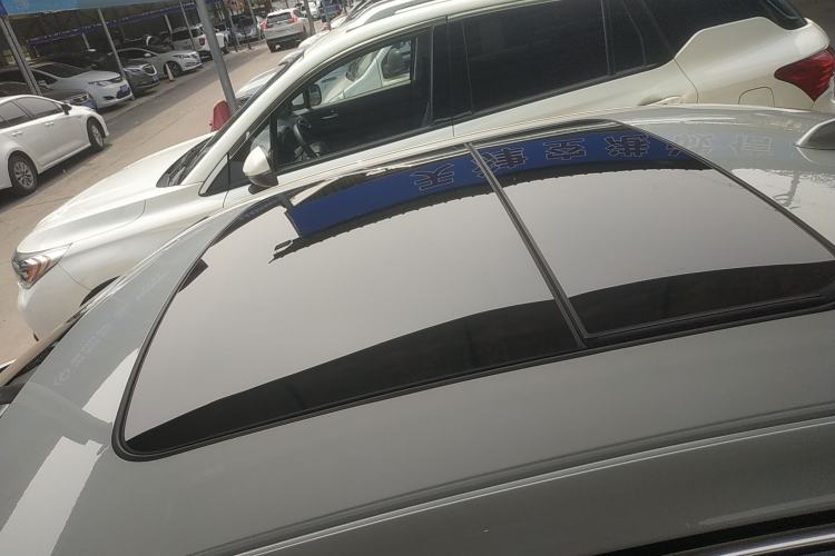Used Volvo S60 2022 B4 Zhiyi Luxury Edition Roof