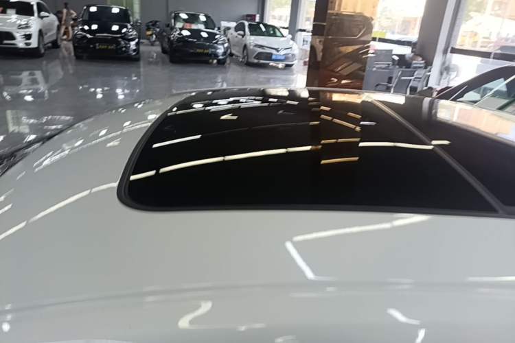 Used Volvo S60 2022 B4 Zhiyuan Luxury Edition Roof