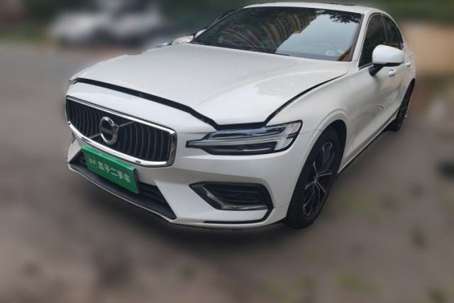 Used Volvo S60 2022 B4 Zhiyi Luxury Edition
