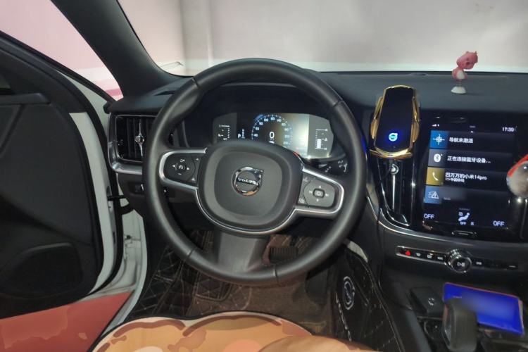 Used Volvo S60 2022 B4 Zhiyi Luxury Edition Steering Wheel