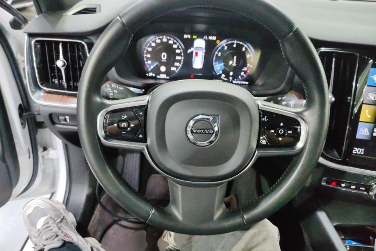 Used Volvo S60 2022 B4 Zhiyuan Luxury Edition Steering Wheel