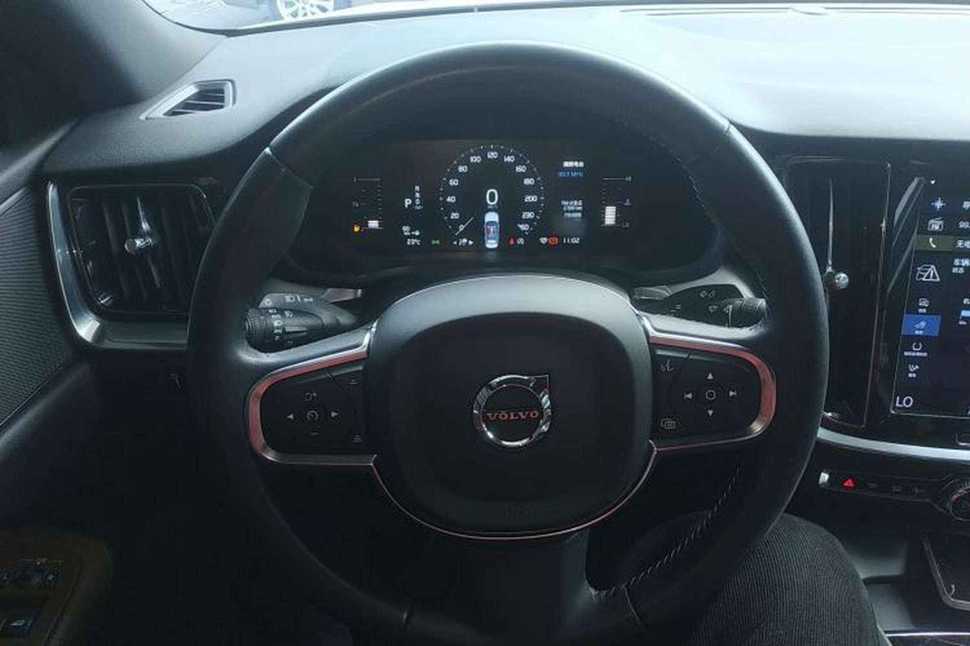 Used Volvo S60 2022 B4 Zhiyi Luxury Edition Steering Wheel