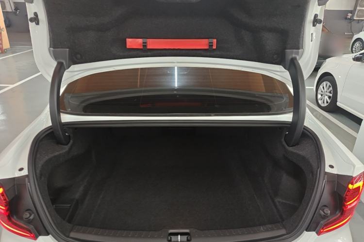 Used Volvo S60 2022 B4 Zhiyi Luxury Edition Trunk