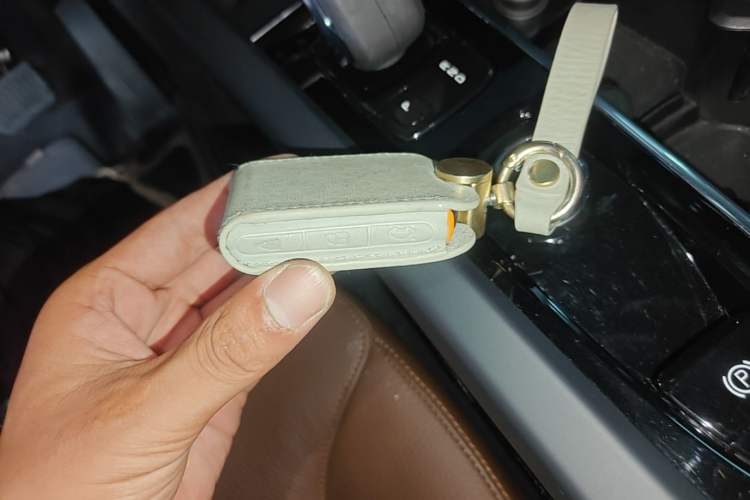 Used Volvo S60 2022 B4 Zhiyi Luxury Edition Vehicle Key