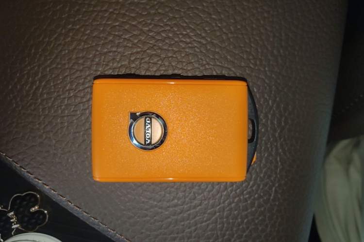 Used Volvo S60 2022 B4 Zhiyi Luxury Edition Vehicle Key