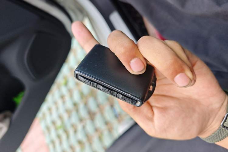 Used Volvo S60 2022 B4 Zhiyi Luxury Edition Vehicle Key