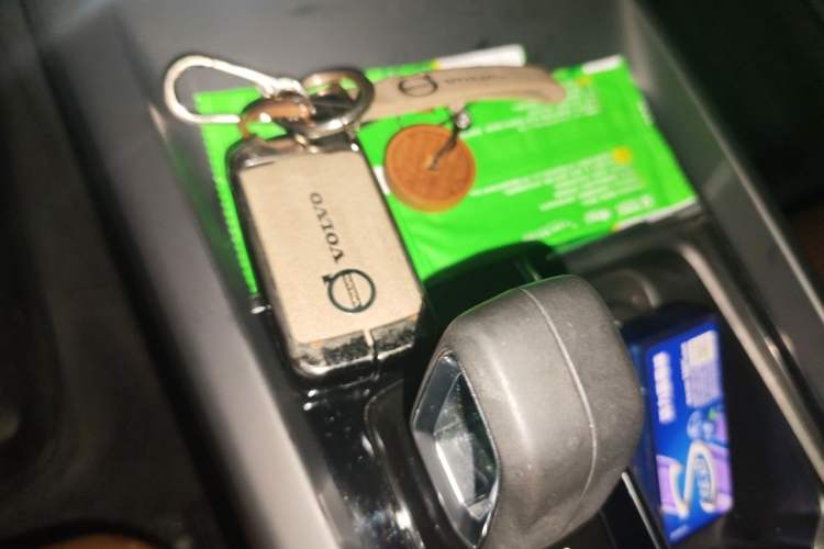 Used Volvo S60 2022 B4 Zhiyi Luxury Edition Vehicle Key