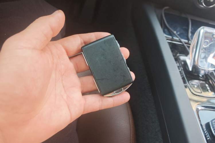 Used Volvo S60 2022 B4 Zhiyuan Luxury Edition Vehicle Key