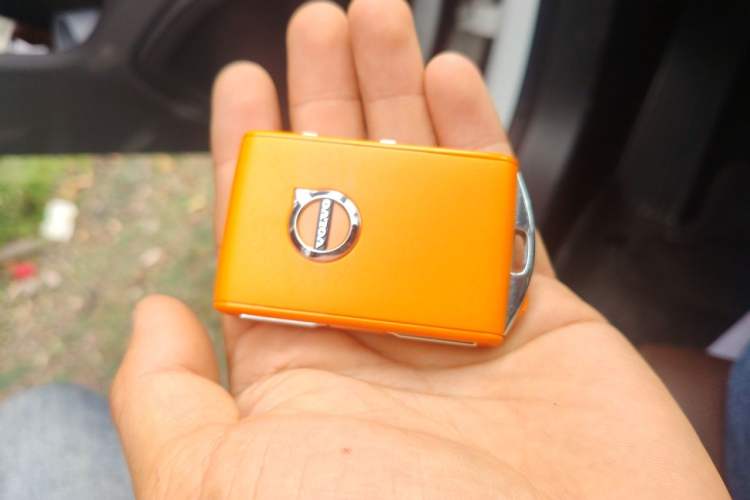 Used Volvo S60 2022 B4 Zhiyuan Luxury Edition Vehicle Key