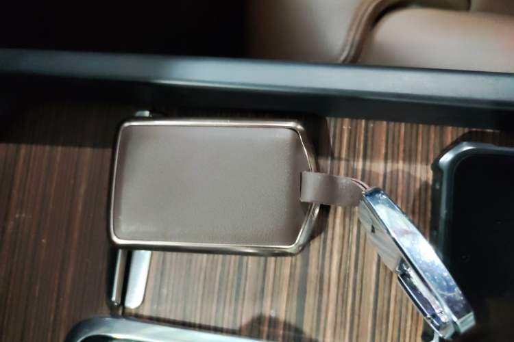 Used Volvo S60 2022 B4 Zhiyuan Luxury Edition Vehicle Key