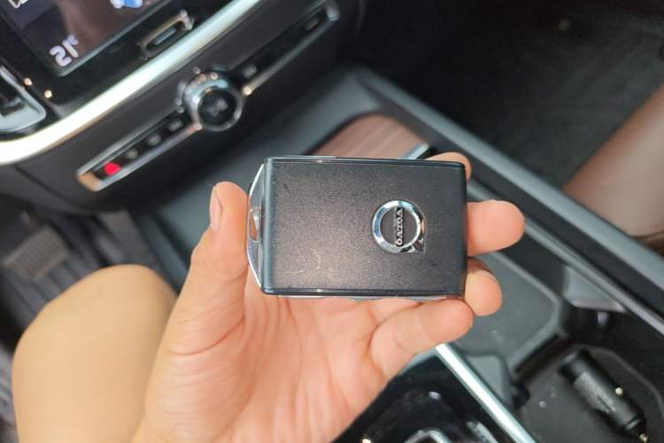 Used Volvo S60 2022 B4 Zhiyuan Luxury Edition Vehicle Key