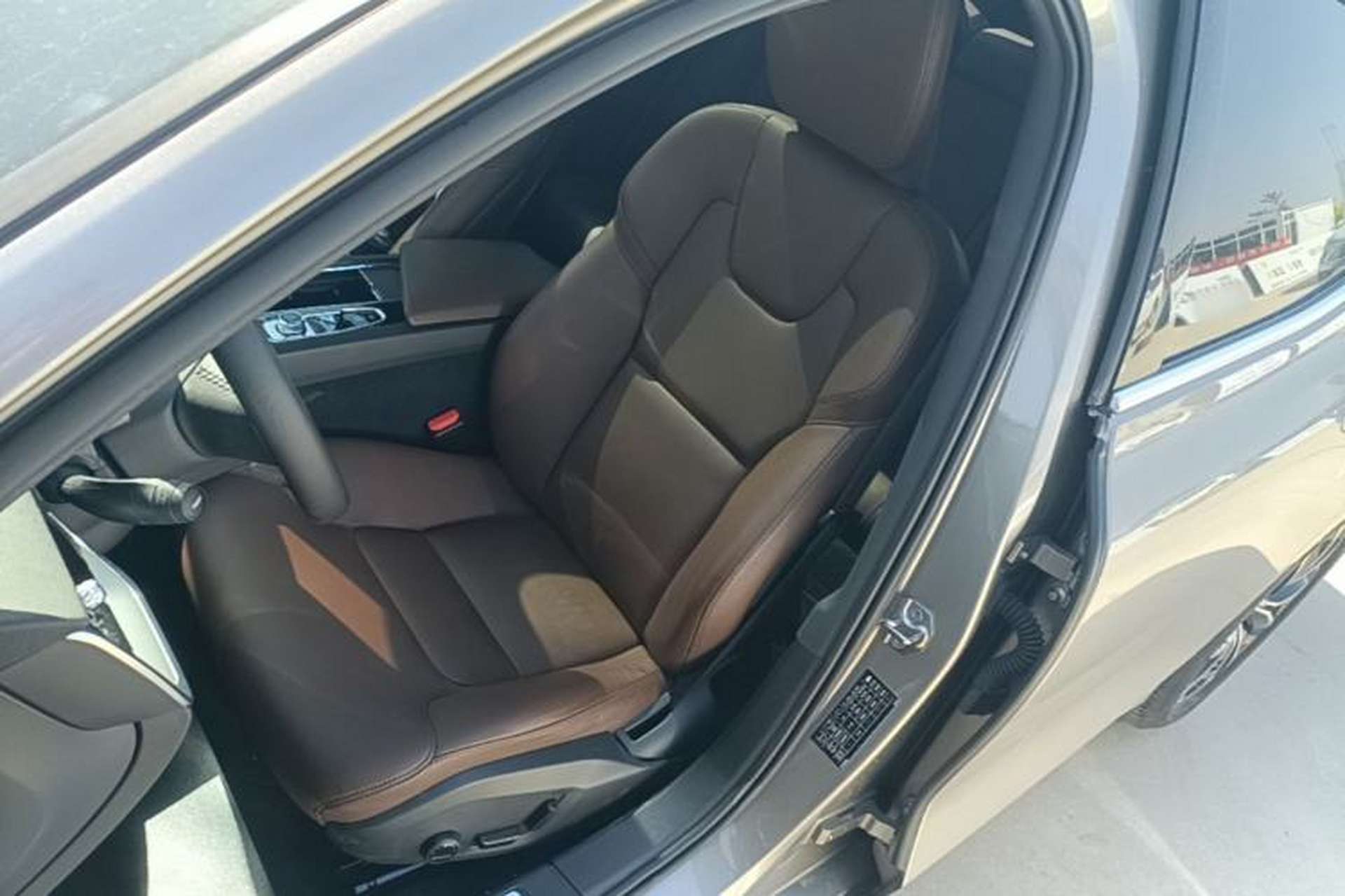 Used Volvo S60 2022 B4 Zhiyi Luxury Edition Left Front Seat