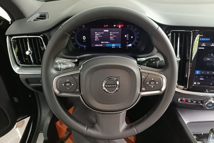 Used Volvo S60 2023 B4 Zhiyi Luxury Edition Steering Wheel