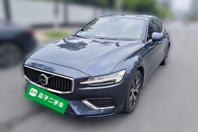 Used Volvo S60 2023 B4 Zhiyi Luxury Edition
