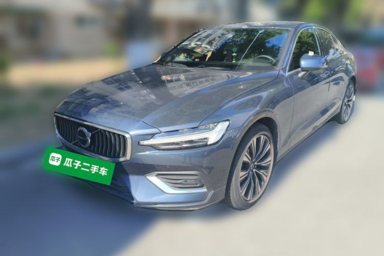 Used Volvo S60 2023 B4 Zhiyuan Luxury Edition Guazi used car, China used car export, Used car for sale, Used cars, Cheapest cars for sale