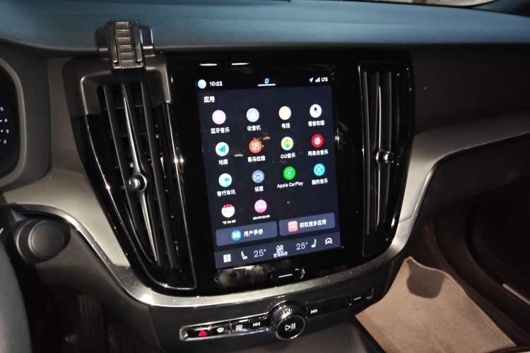 Used Volvo S60 2023 B4 Zhiyi Luxury Edition Audio And AC Panel